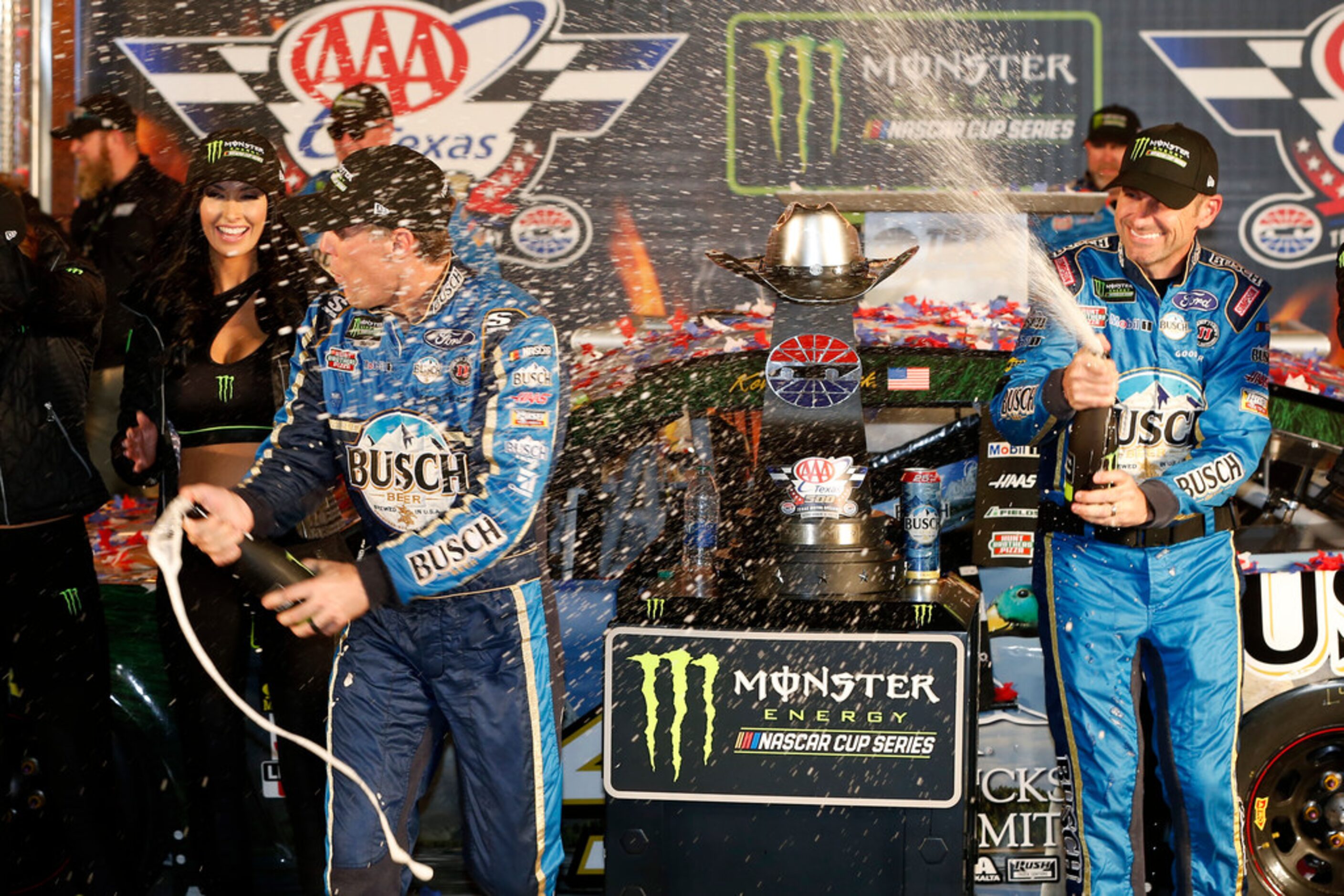 FORT WORTH, TEXAS - NOVEMBER 03: Kevin Harvick(left), driver of the #4 Busch Beer/Ducks...