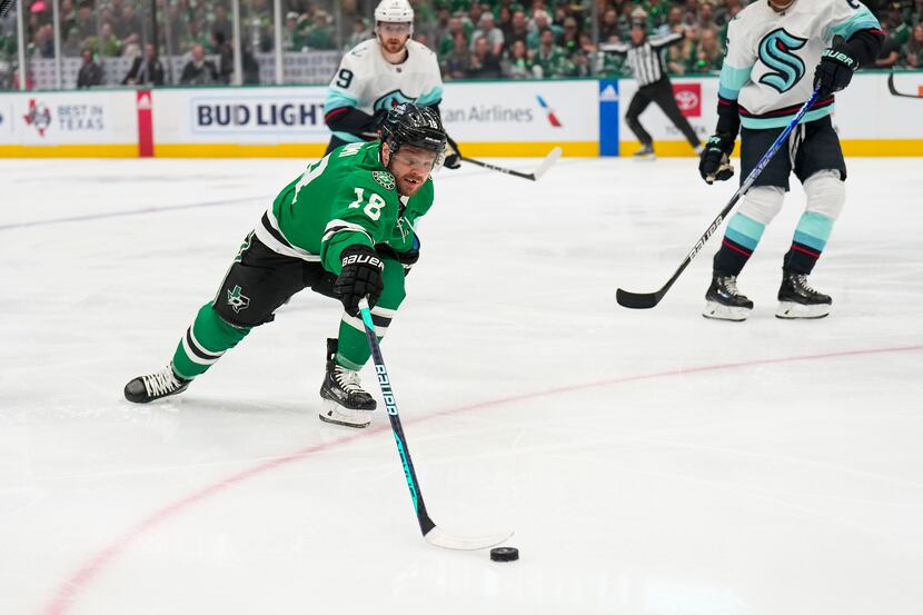 5 things to know about Stars forward Max Domi, including his