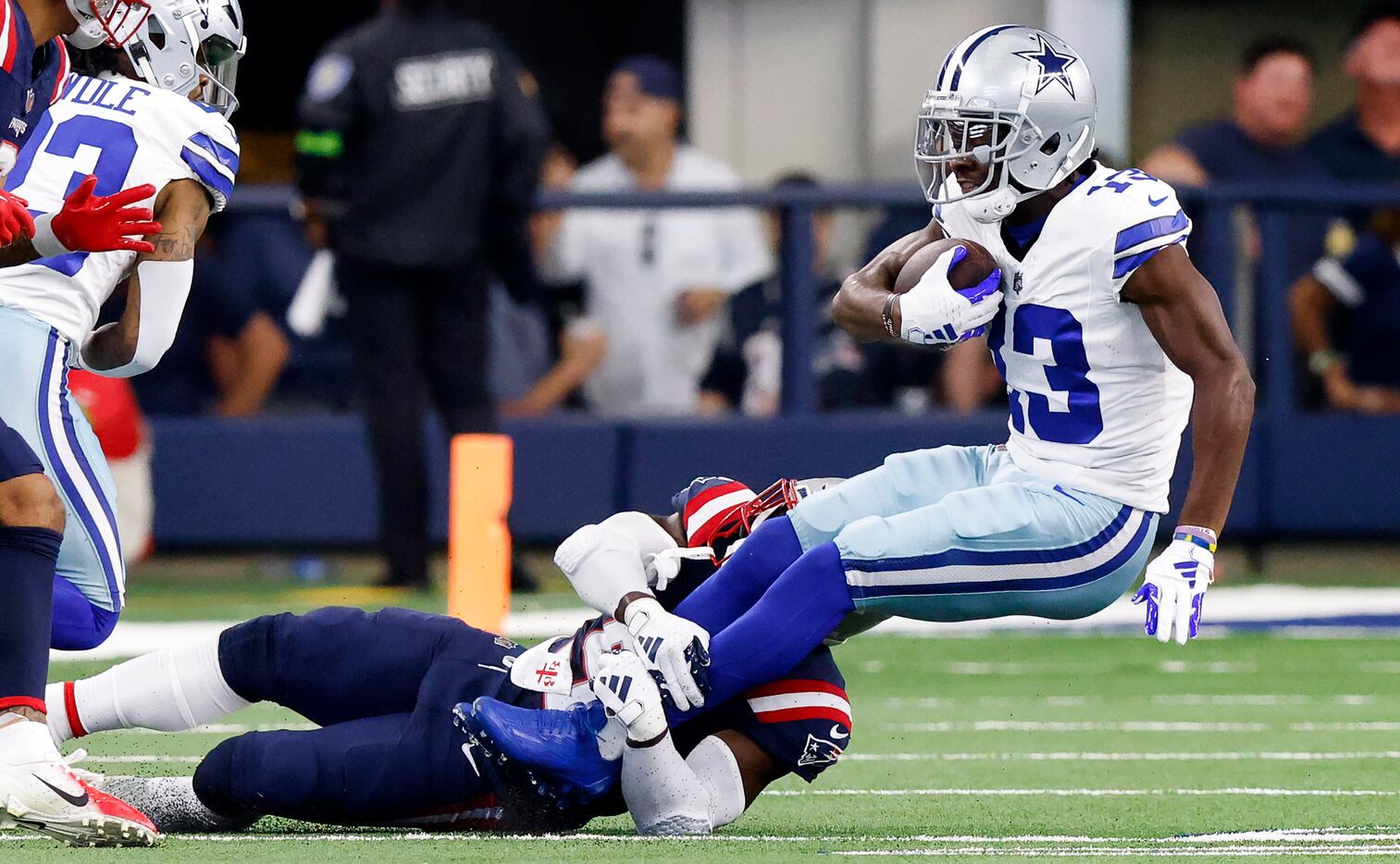 Cowboys RB Rico Dowdle ruled out for remainder of Patriots game