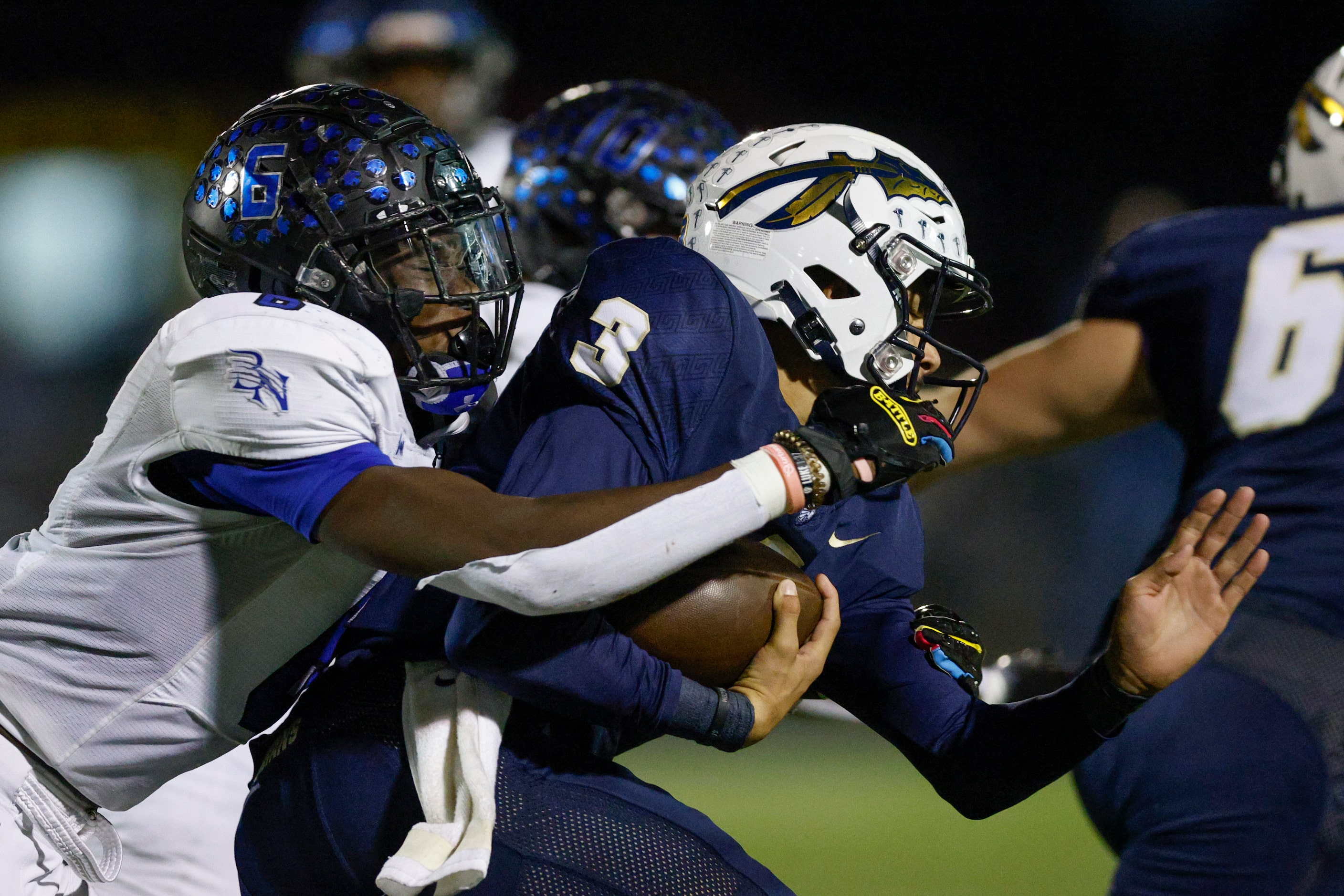 Trophy Club Byron Nelson’s Ezegozirim Osondu (6) tackles Keller quarterback Tre Guerra (3)...