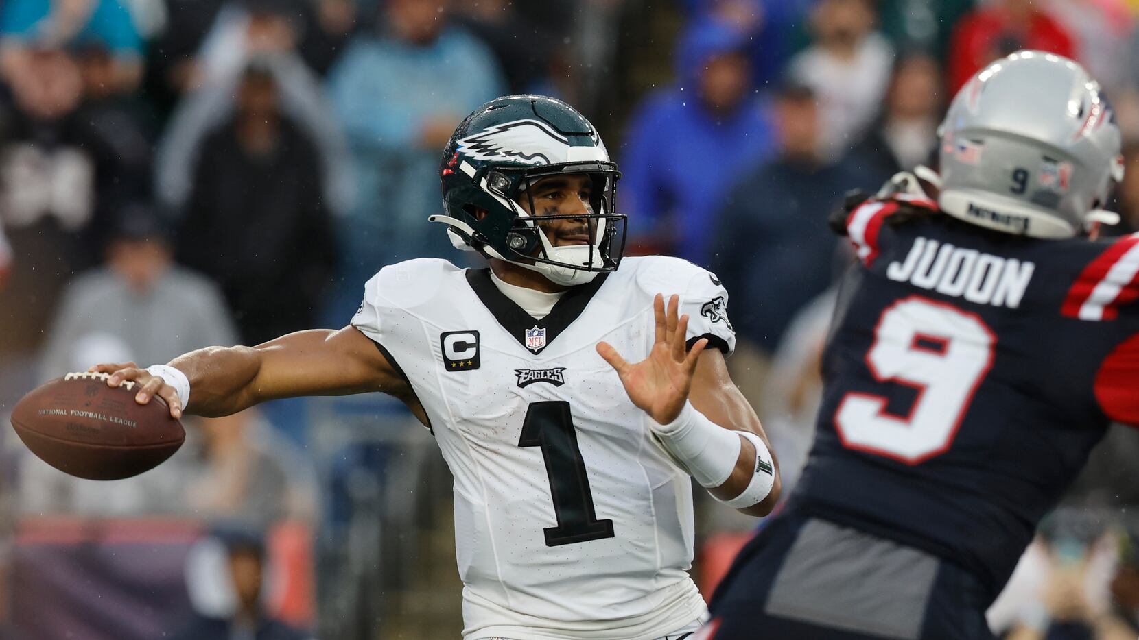 Jalen Hurts, Philadelphia Eagles hang on to capture season-opening win vs.  Patriots