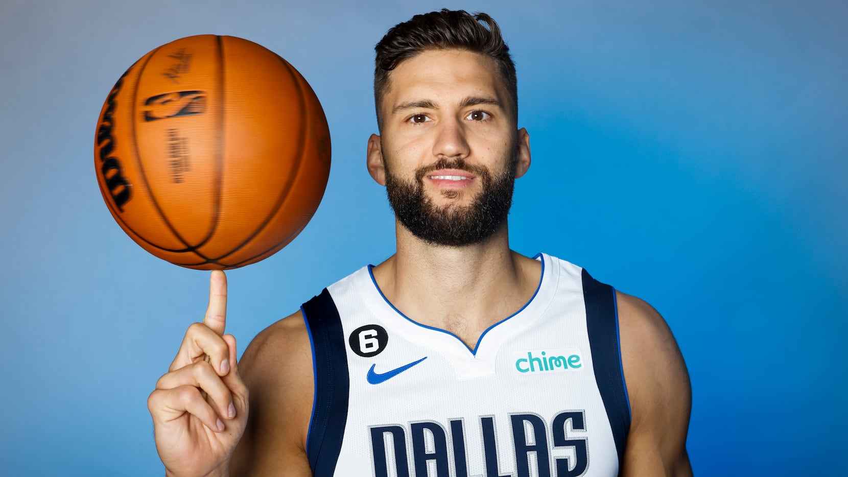 Maxi Kleber signs $33 million extension to remain key Luka Doncic