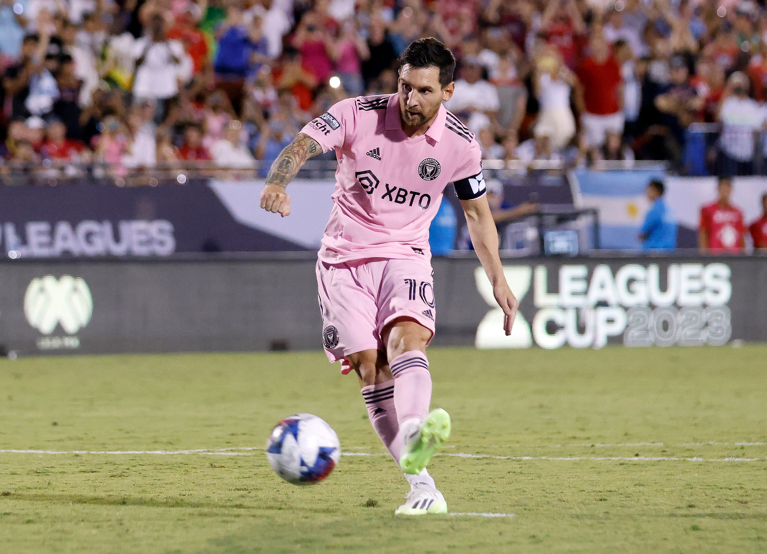 Inter Miami forward Lionel Messi (10) shoots and makes his shot during the penally shootout...