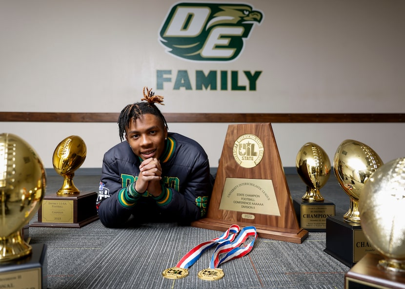 DeSoto defensive lineman and Dallas Morning News SportsDay's 2023 defensive player of the...