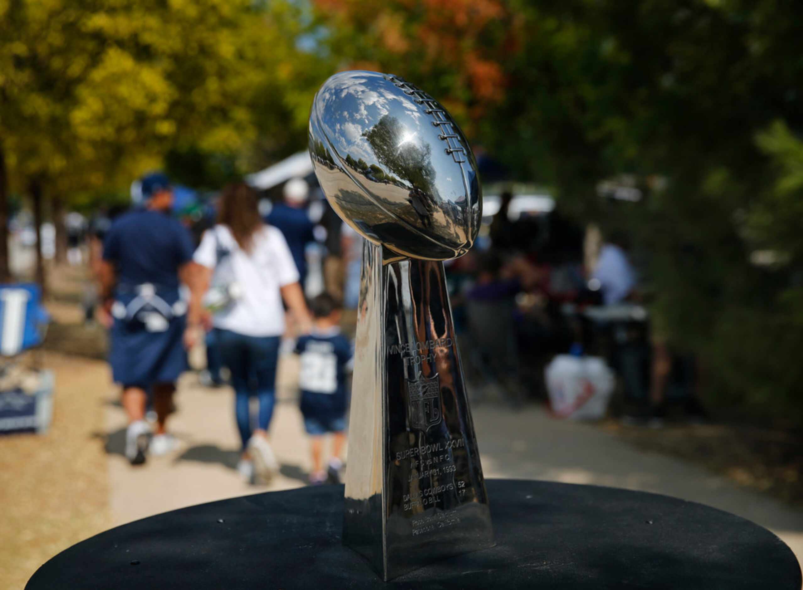 A replica of the Vince Lombardi trophy was on display at a tailgate party before the Green...
