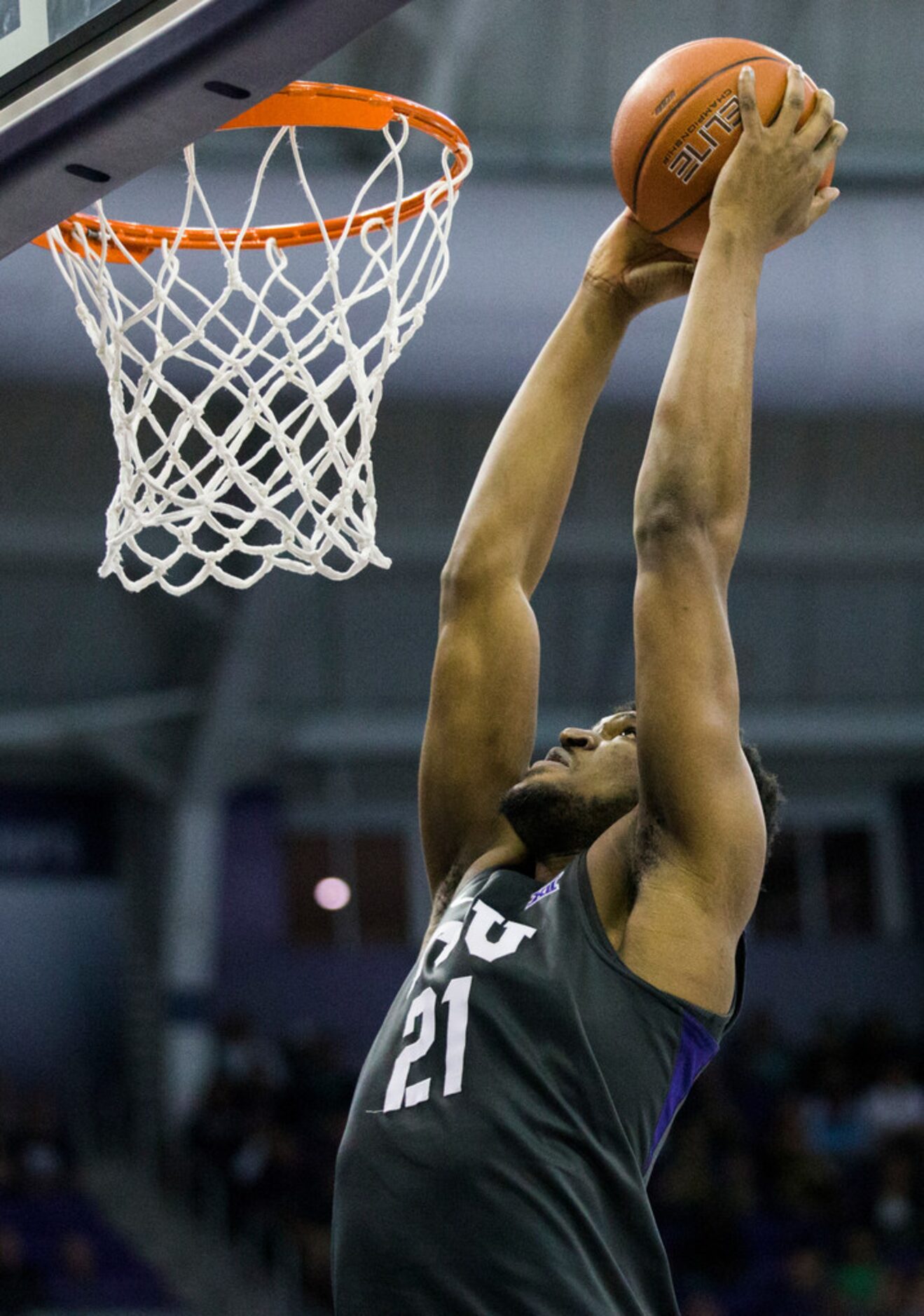 TCU Horned Frogs center Kevin Samuel (21) dunks the ball during the second half of an NCAA...