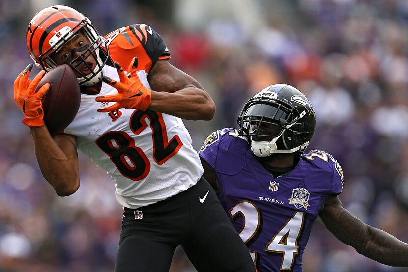 BALTIMORE, MD - SEPTEMBER 27: Wide receiver Marvin Jones #82 of the Cincinnati Bengals...