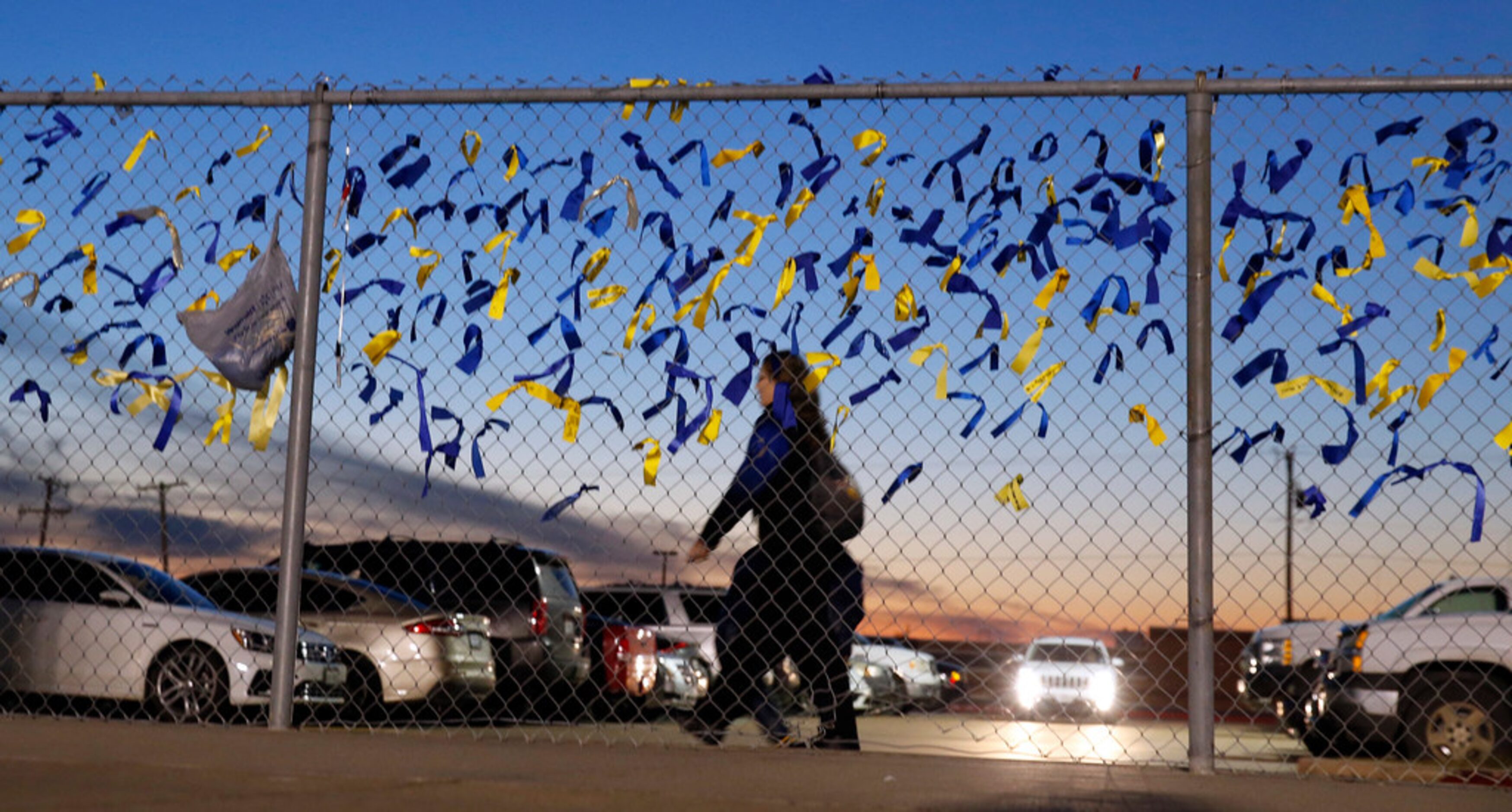 In the wake of four Nevada Community student deaths earlier this week, condolence ribbons...