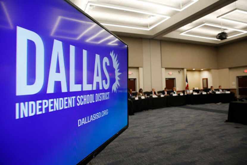 El Distrito escolar Independiente de Dallas.