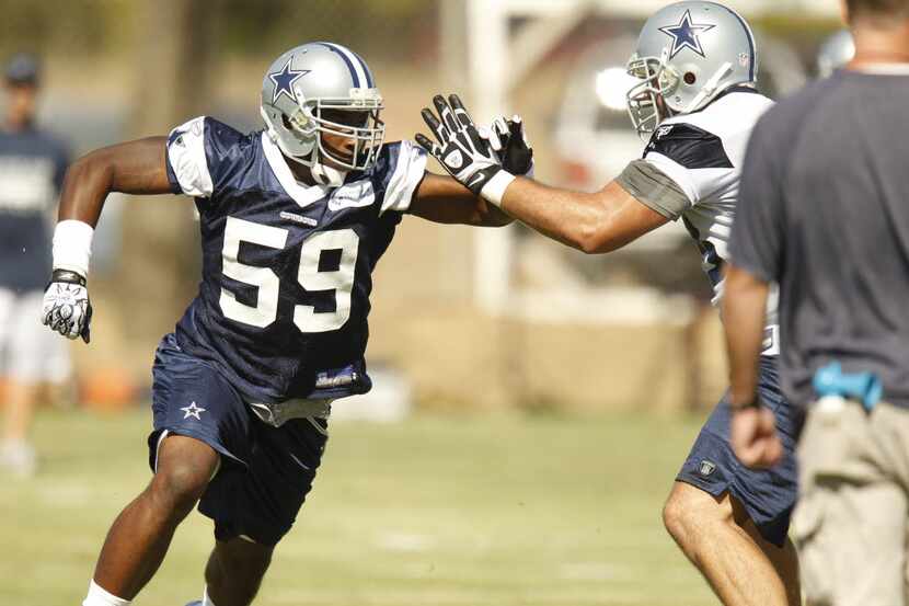Former Dallas Cowboys linebacker Brandon Williams (59) tries to get past a block during...