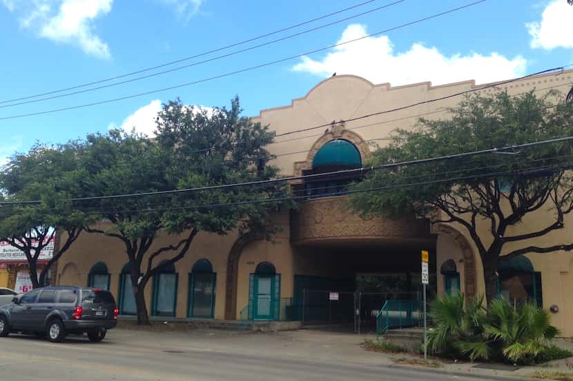 Originally built for the Greater Dallas Hispanic Chamber of Commerce, the building at 4622...