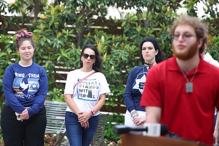 From left, Lillian Cohen, Inna Unger, and Lillian’s mother Geri showed up to support Jade...