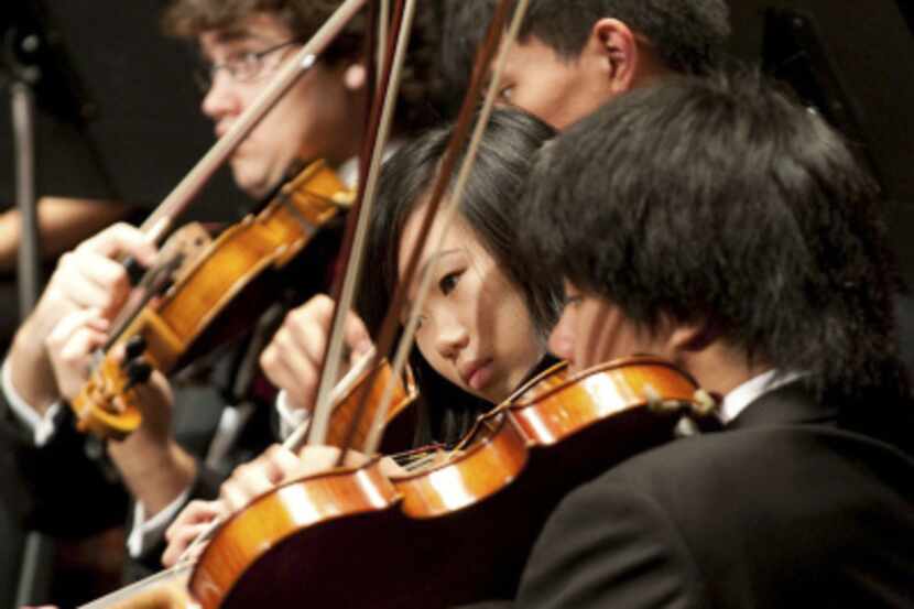 Registration is now open to audition for the Lone Star Youth Orchestra.