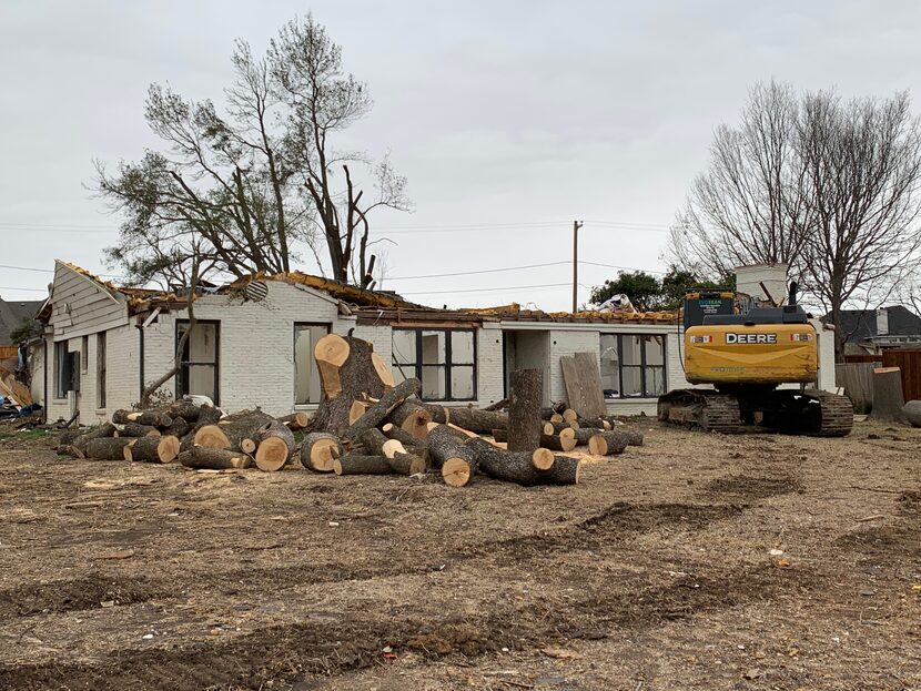 Esta era la casa de James Wiggins esta semana, justo antes de la demolición por los daños...