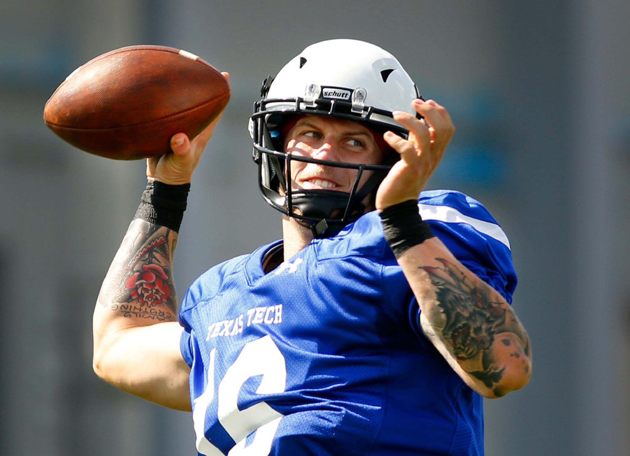 Texas Tech QB Davis Webb Suffers Shoulder Injury Against Oklahoma State 