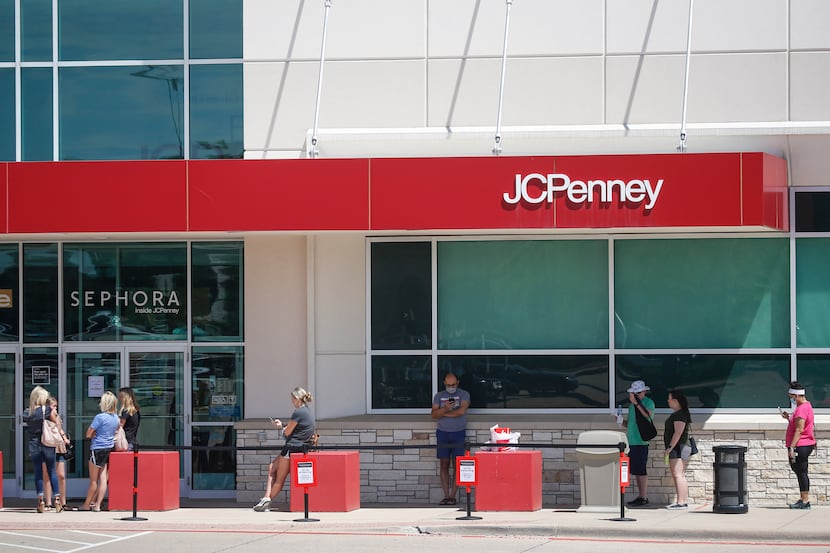 Shoppers lined up for the reopening of J.C. Penney on Friday in Fairview. 