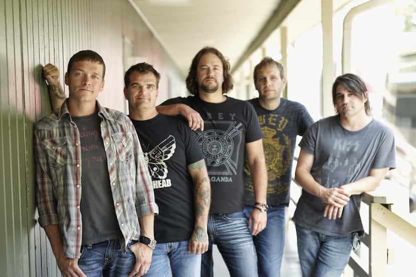 3 DOORS DOWN. From left to right: Brad Arnold, Chris Henderson, Chet Roberts, Todd Harrell...
