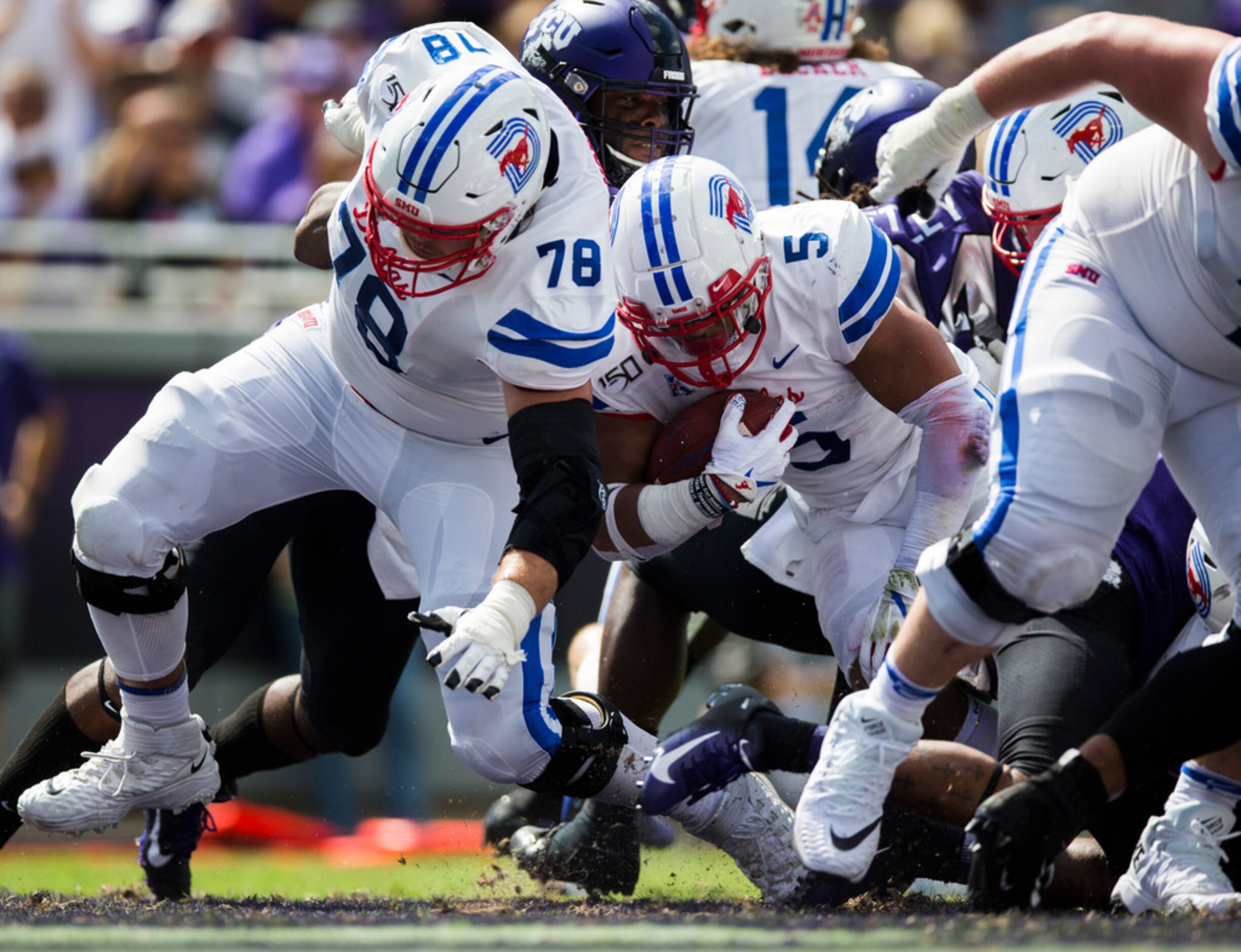 Southern Methodist Mustangs running back Xavier Jones (5) makes it across the goal line for...