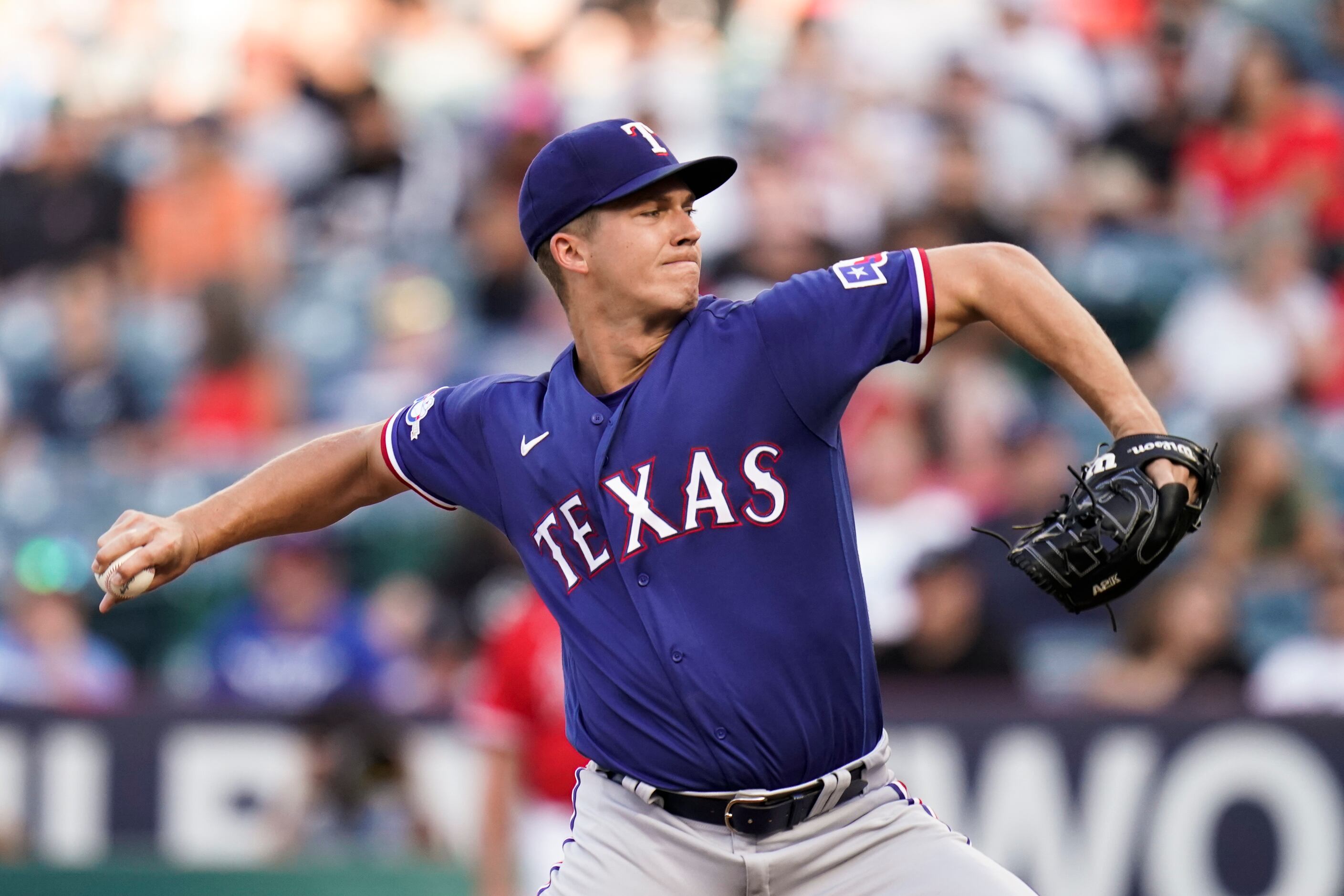 Rangers' freefall continues as another bullpen implosion leads to