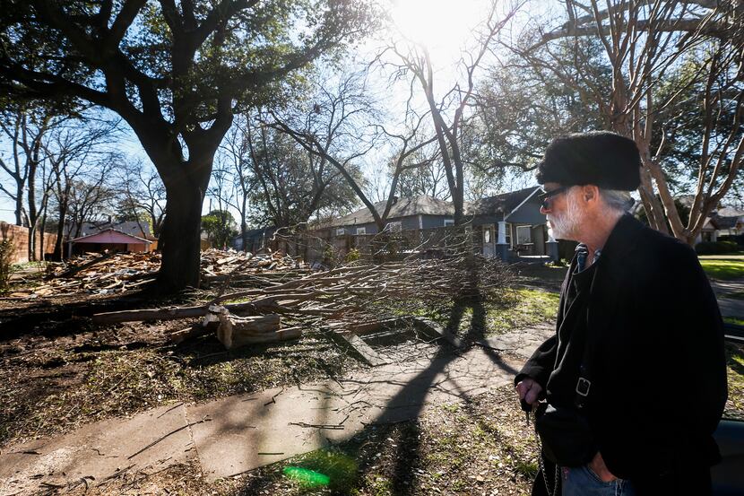 Michael Koler stops to see the remnants of the house 5532 Richard Ave. in Dallas' Vickery...