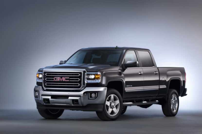 The 2015 GMC Sierra 2500 is designed to reduce wind noise and enhance powertrain cooling for...