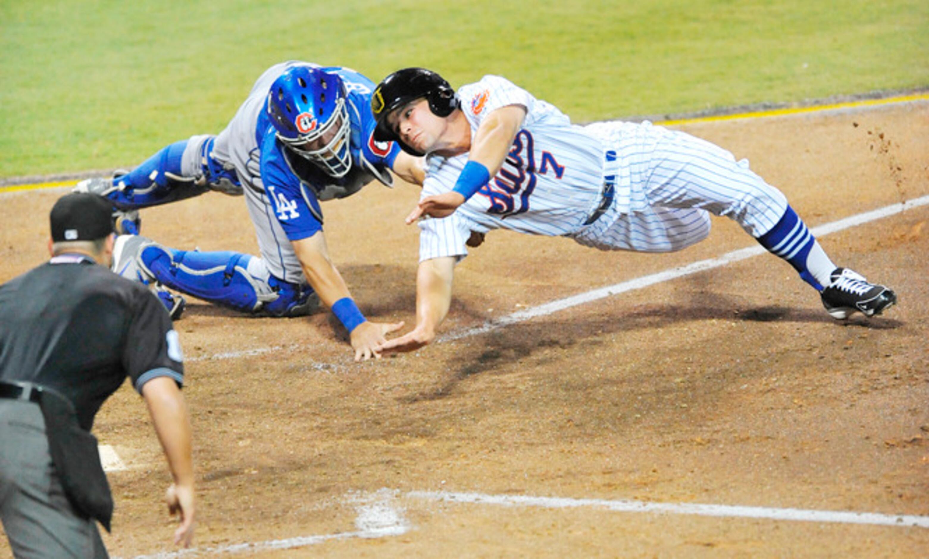 Rangers' Corey Seager reminded everyone who owns Globe Life Field in  Arlington