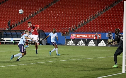 Ricardo Pepi rises up for a header that resulted in his 2nd goal of the night against...