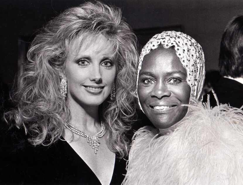 Morgan Fairchild (left) and Cicely Tyson are seen in this October 25, 1987 party photo.
