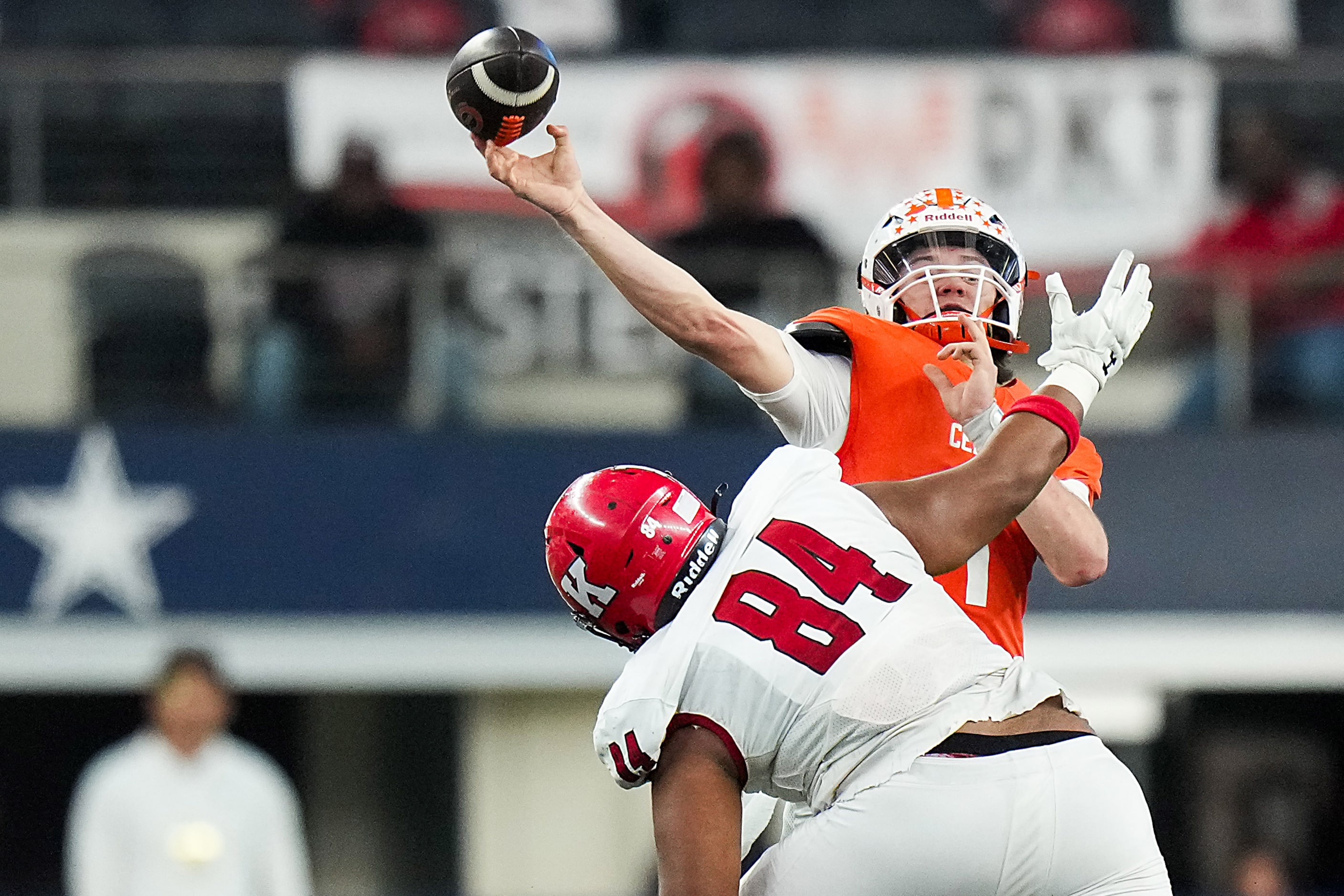 Celina's Bowe Bentley (1) throws a 50-yard touchdown pass to Colton Rodriguez over Kilgore's...