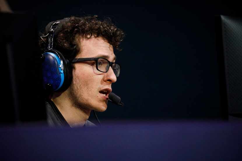 Zachary "ZachaREEE" Lombardo has been a bright spot this stage for the Dallas Fuel. Can he...