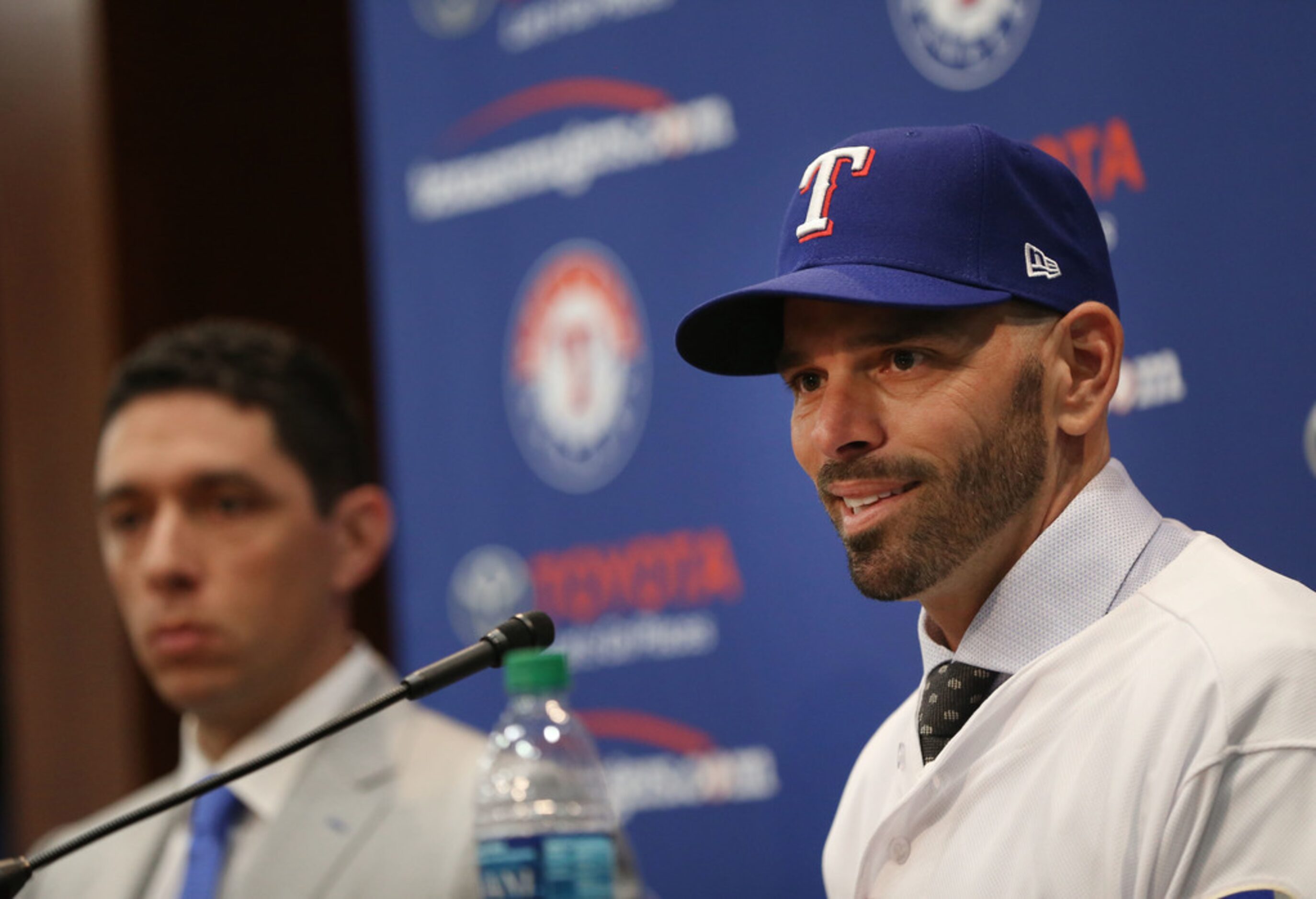 Texas Rangers' new manager Chris Woodward speaks during a press conference announcing his...