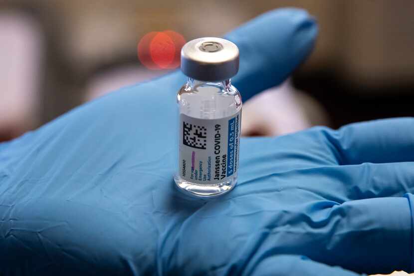 La vacuna de Johnson & Johnson ya está siendo aplicada en el área de Dallas.