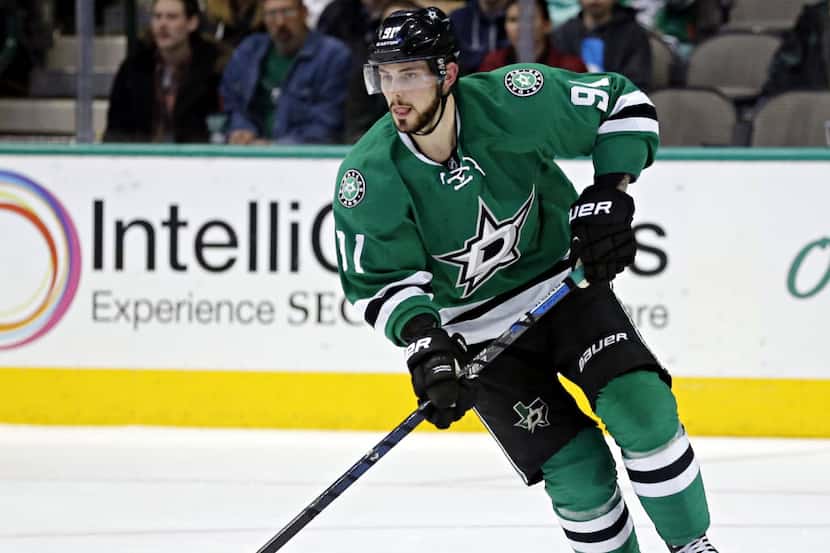 Dallas Stars center Tyler Seguin looks to pass during the second period against the Edmonton...