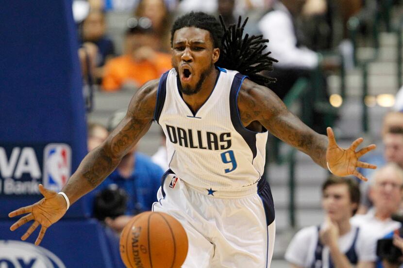 Mavericks forward Jae Crowder (9) showed his displeasure for a call during the first half of...