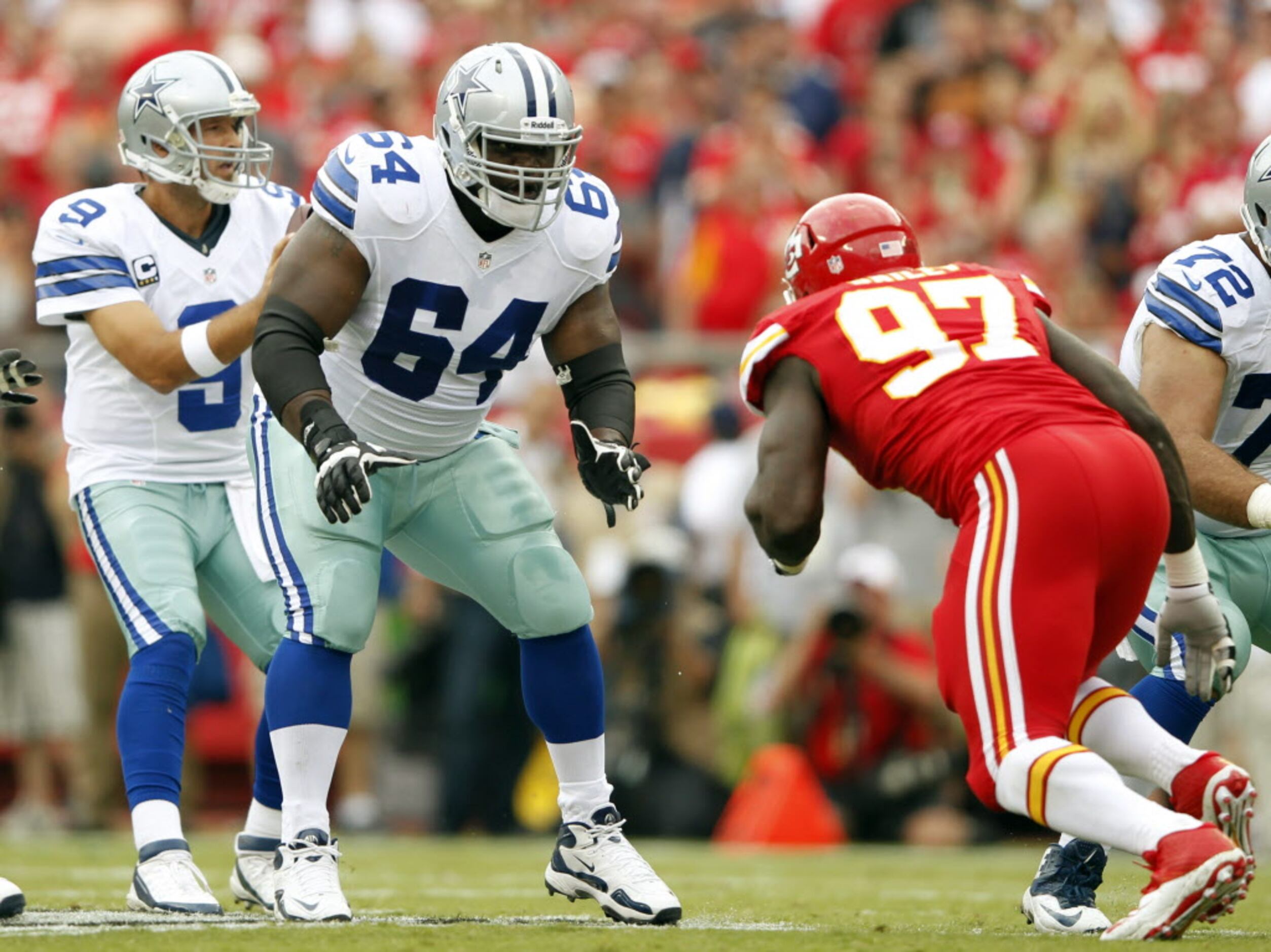 Baltimore Ravens sign former Dallas Cowboys DE Marcus Spears: report 