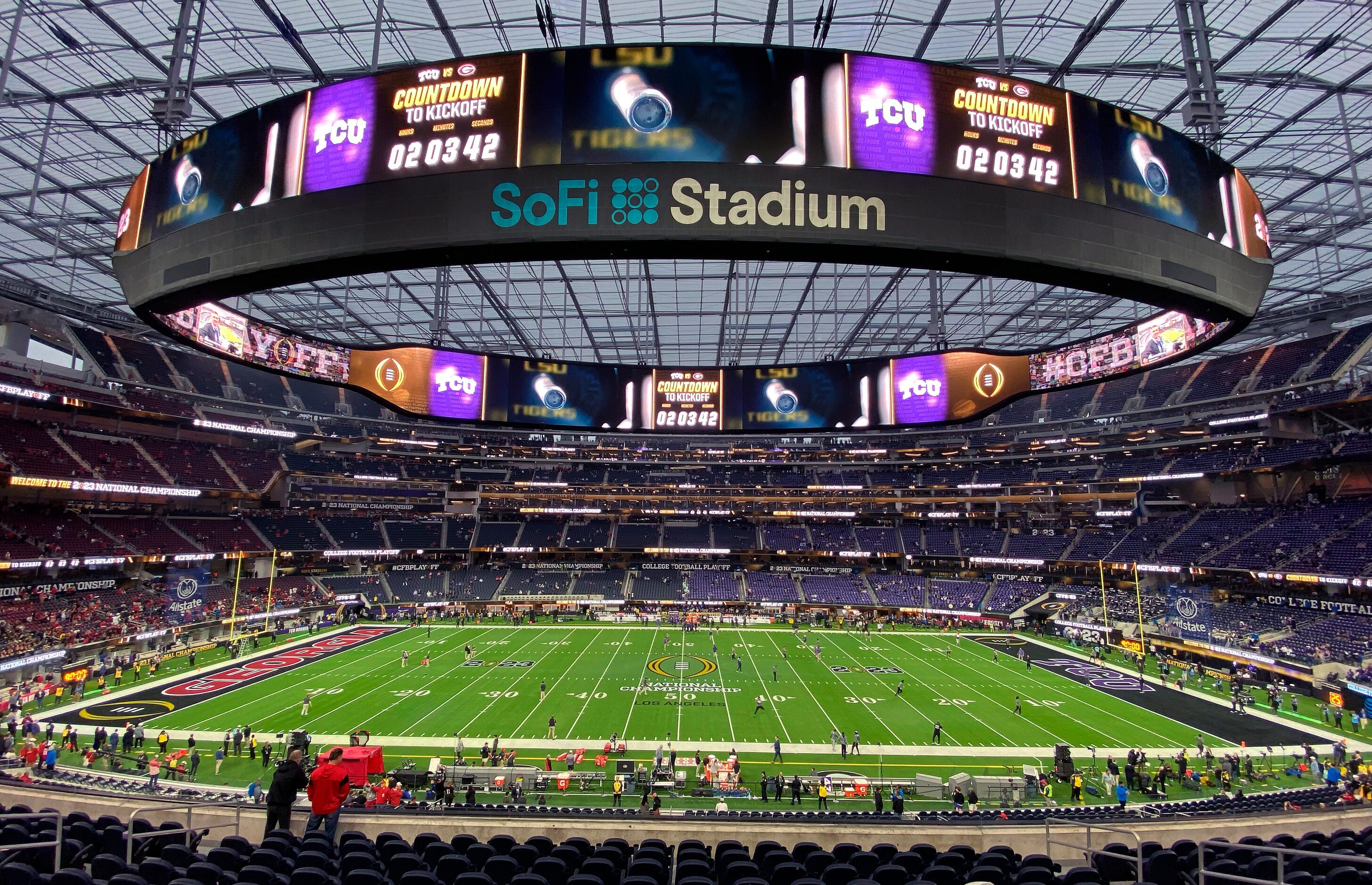 The TCU Horned Frogs football players warm up before facing the Georgia Bulldogs for the CFP...