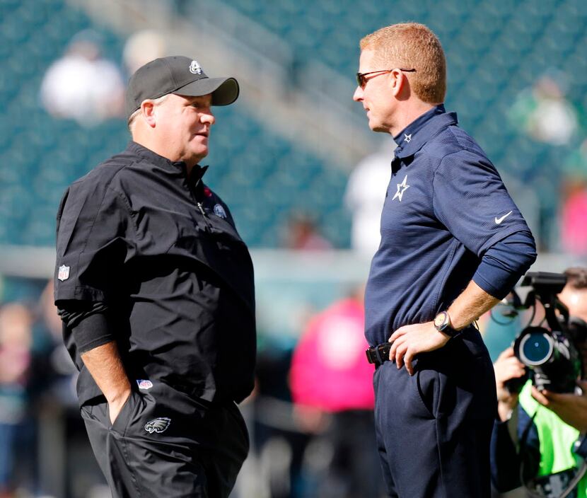Philadelphia Eagles head coach Chip Kelly and Dallas Cowboys head coach Jason Garrett talk...