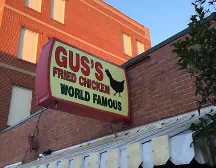 Here's the Gus's sign at its Memphis restaurant.