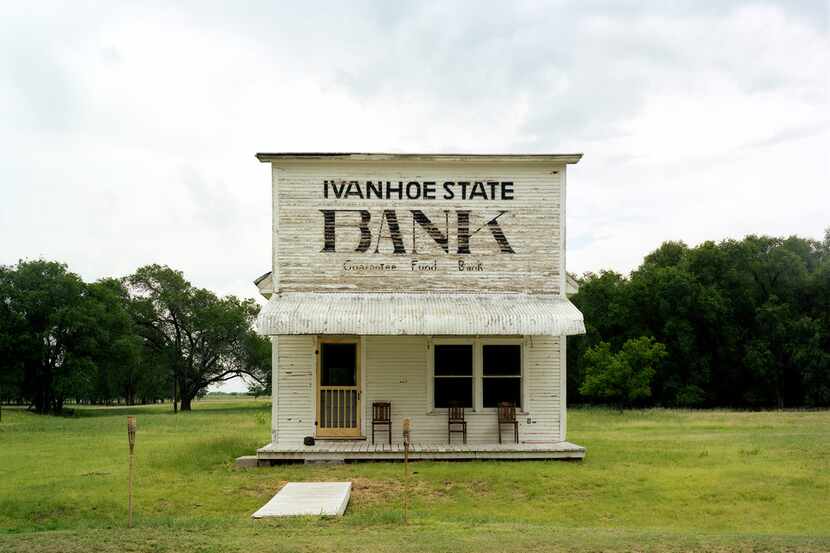 2. Peter Brown, Ivanhoe State Bank, Lipscomb, 2010, courtesy artist and PDNB Gallery,...