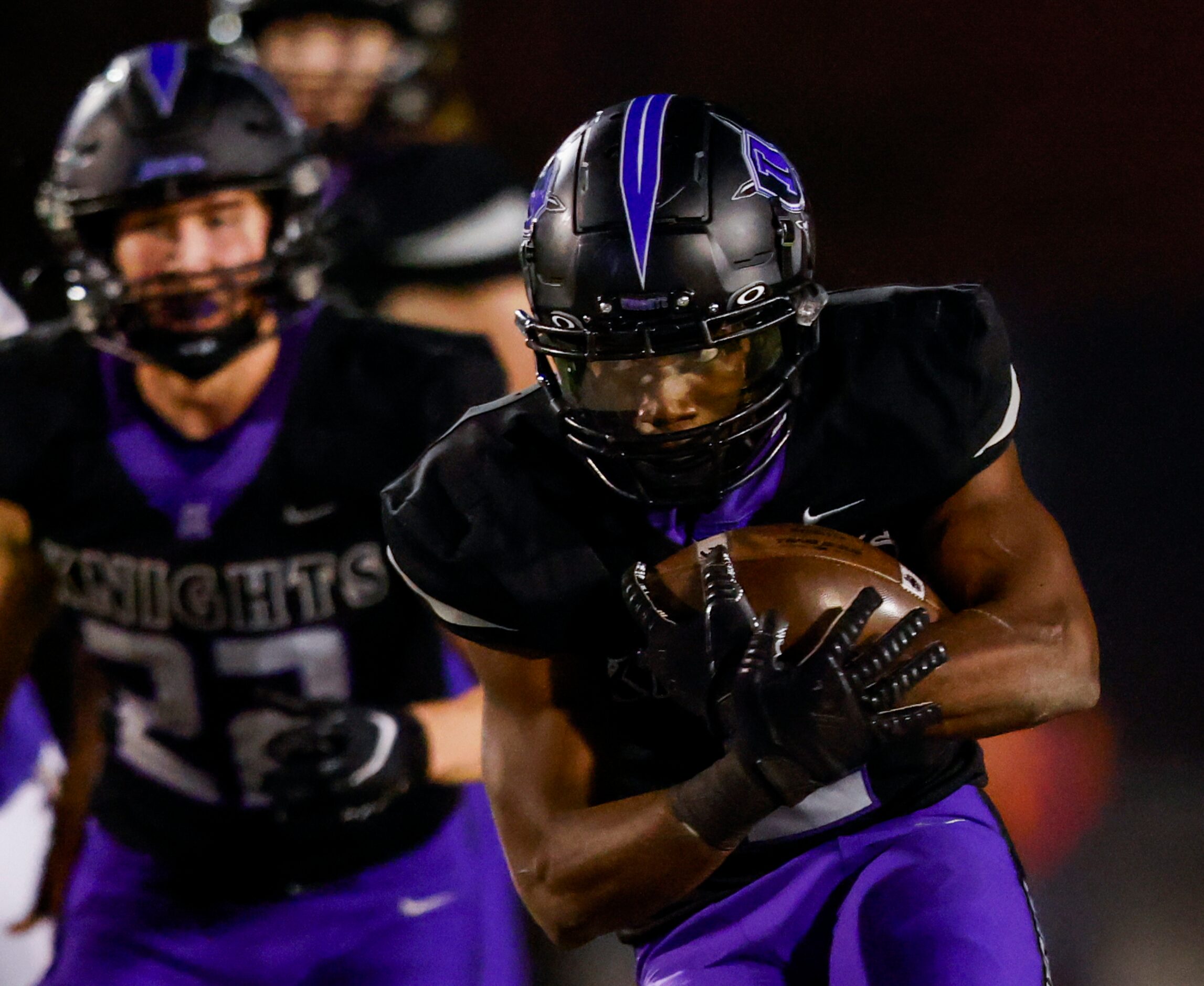 Frisco Independence’s running back Ude Enyeribe (2) runs against the Denton defense during...