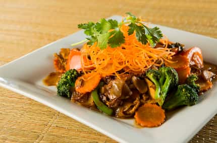 If you've been to Bangkok City on Greenville Avenue in Dallas, this new Bangkok at Beltline...