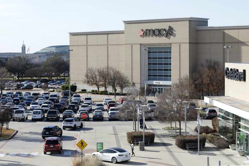 The Shops at Willow Bend is an attractive mall that’s in good shape physically, but it has...
