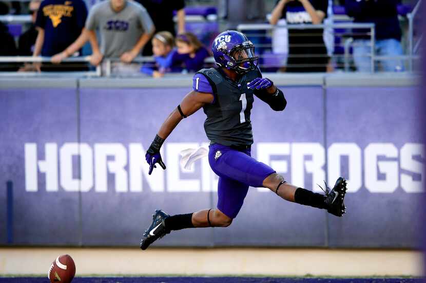 FORT WORTH, TX - NOVEMBER 02:  Safety Chris Hackett #1 of the TCU Horned Frogs returns an...