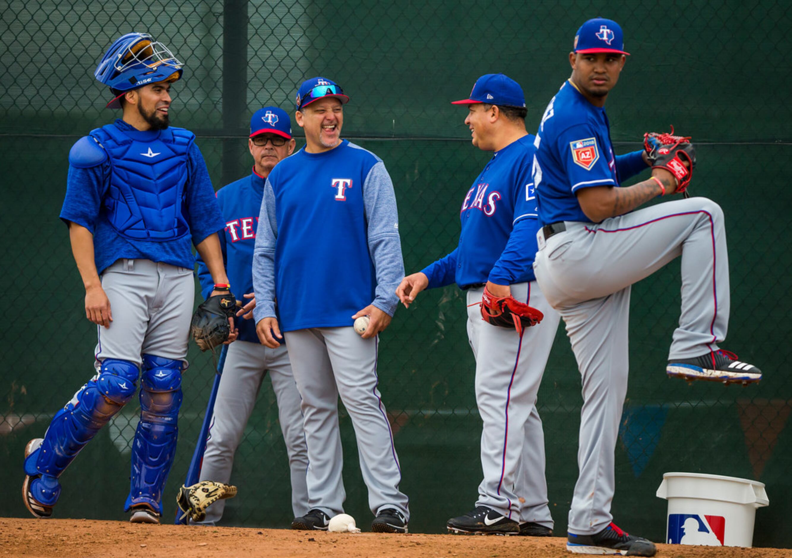 Texas Rangers: No surprise, Bartolo Colon is starting to pitch his age