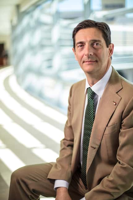 Dr. Giuliano Testa