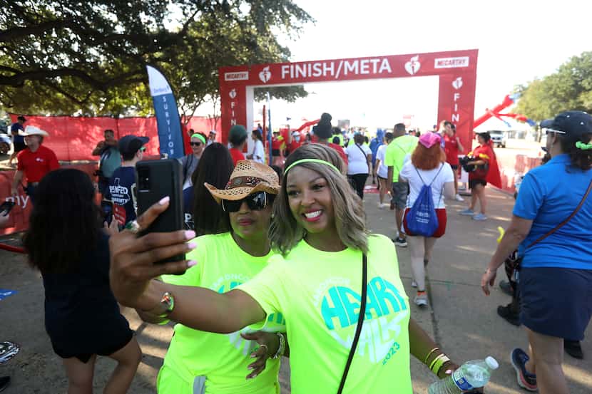 Merica Carrington, left, and Wanda Green take a selfie during The American Heart...