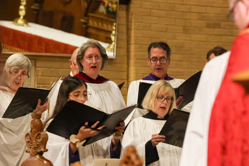 A choir led the choral evensong service at St. Matthew's Cathedral on Tuesday, Sept. 13, 2022.