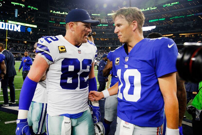 Dallas Cowboys tight end Jason Witten (82) and New York Giants quarterback Eli Manning (10)...