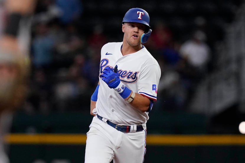 Jung HR gives deGrom 1st AL victory as Rangers beat Orioles