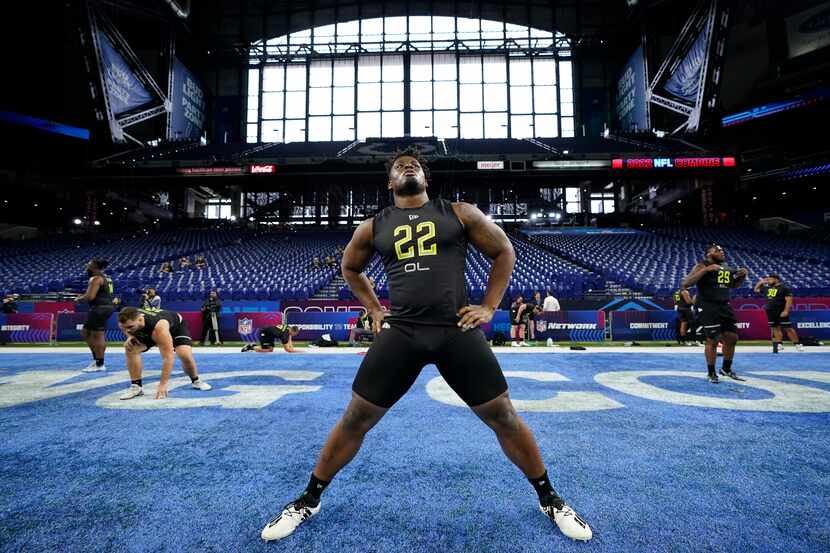 Boston College offensive lineman Zion Johnson warms up for the 40-yard dash at the NFL...
